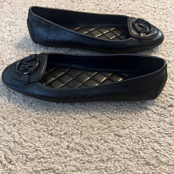 Michael KORS Flat Shoes - Black - Sz 8M - Picture 4 of 9